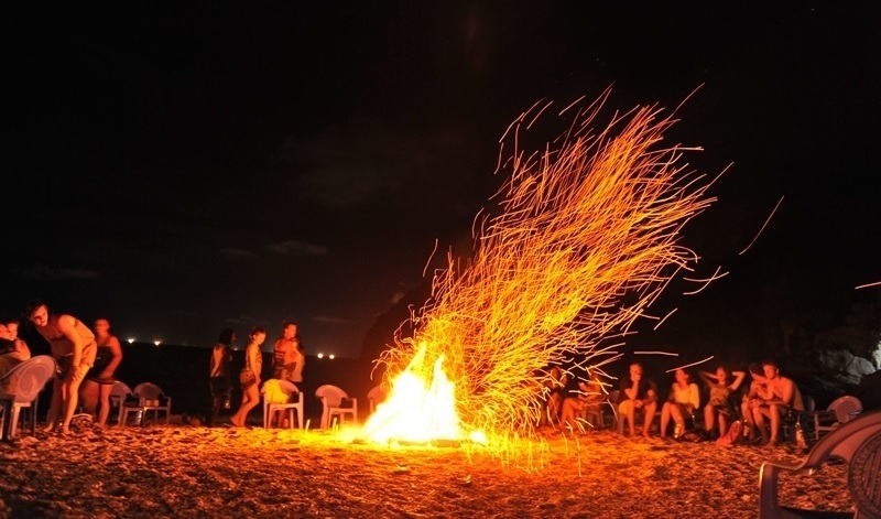 Gợi ý những trò chơi teambuilding trên bãi biển