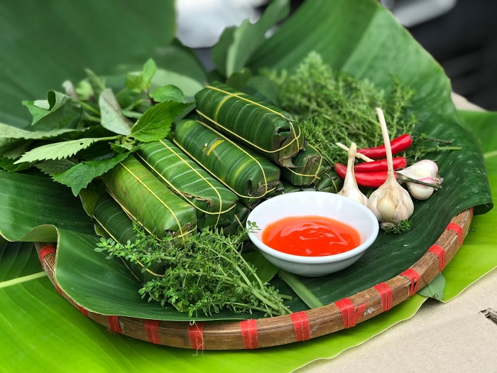 Top 9 đặc sản Quảng Ninh ăn là nhớ, làm quà hết ý