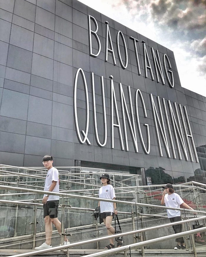 Chi phí du lịch Hạ Long chi tiết nhất