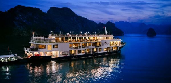 Đi đâu? Chơi gì ở Hạ Long khi về đêm