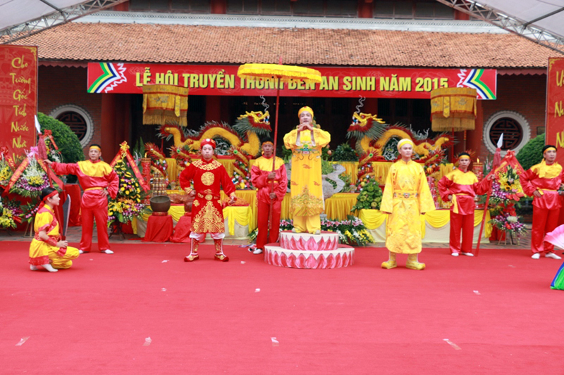 Lễ hội đền An Sinh - nét văn hóa trên quê gốc nhà Trần